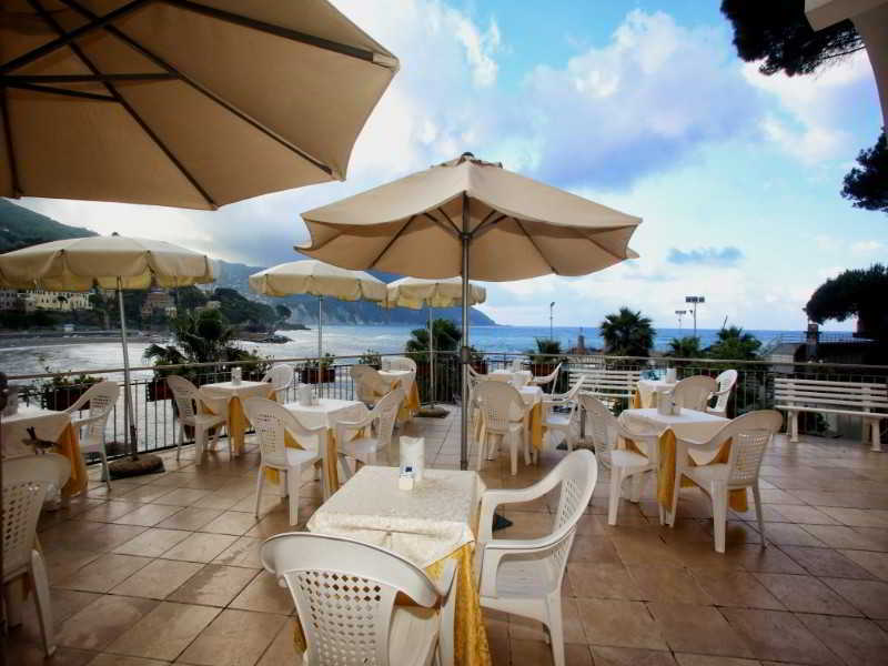 Hotel Elena ريكّو المظهر الخارجي الصورة